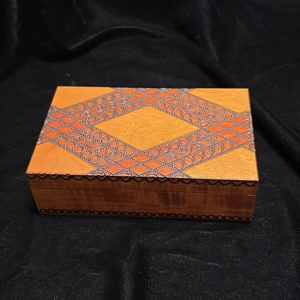 Polish Folk Art Box: Handmade Hinged Wooden Box #1,‎ Etched Designs, Vintage